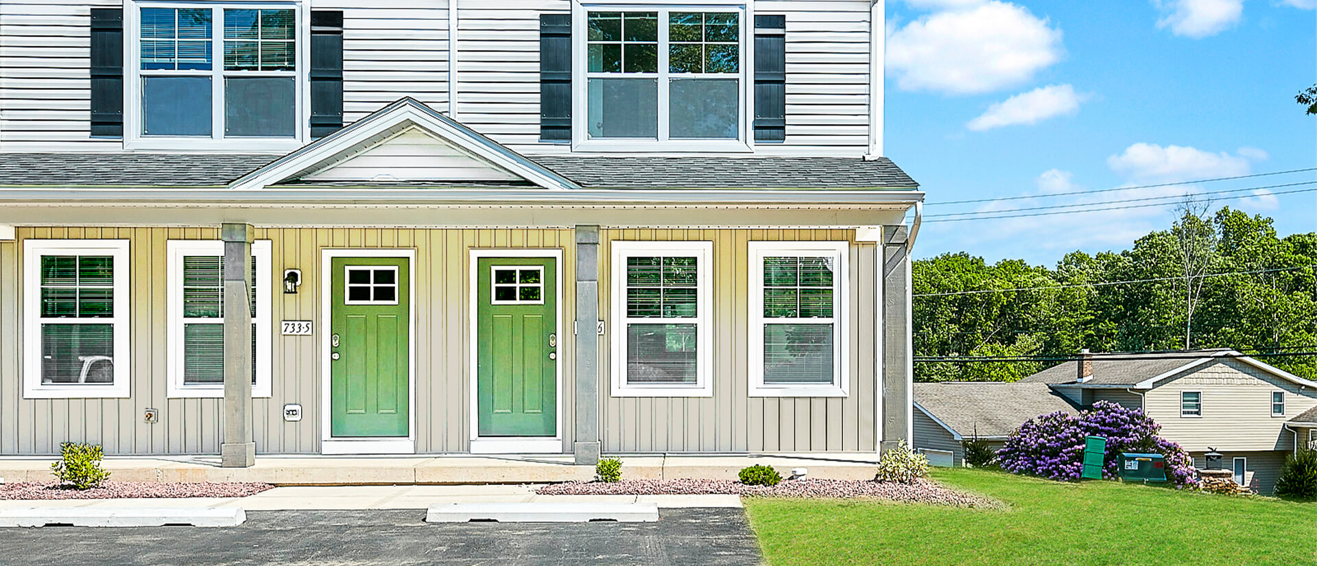 exterior townhome front